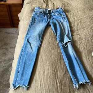 Zara - light wash jeans
